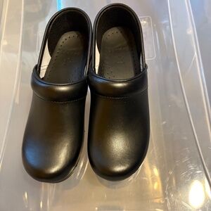 Dansko Black Clogs, Brand New